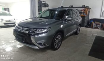 MITS.OUTLANDER 2.2 DI-D 4WD CVT 7M INSTYLE full