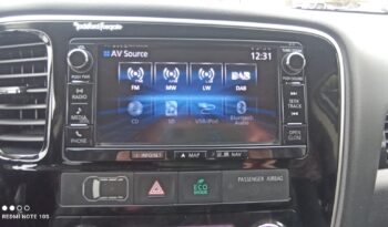 MITS.OUTLANDER 2.2 DI-D 4WD CVT 7M INSTYLE full