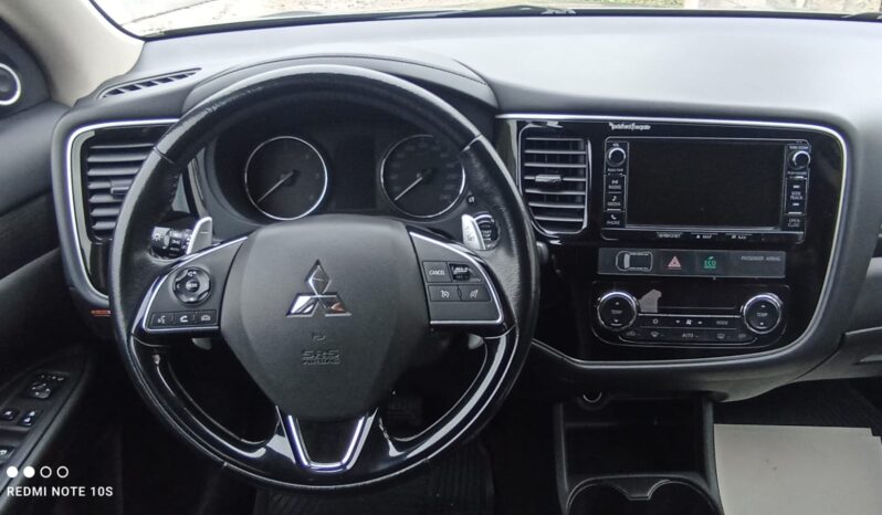 MITS.OUTLANDER 2.2 DI-D 4WD CVT 7M INSTYLE full