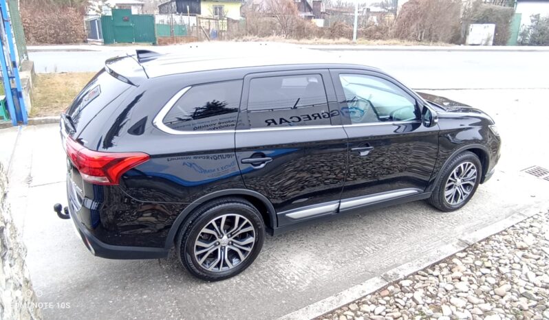 MITS.OUTLANDER 2.0 MIVEC 4WD CVT 7M INSTYLE full