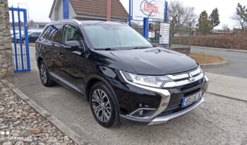MITS.OUTLANDER 2.0 MIVEC 4WD CVT 7M INSTYLE full