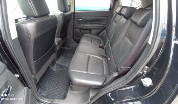 MITS.OUTLANDER 2.0 MIVEC 4WD CVT 7M INSTYLE full
