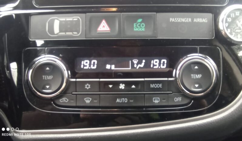 MITS.OUTLANDER 2.0 MIVEC AWD CVT 5M full