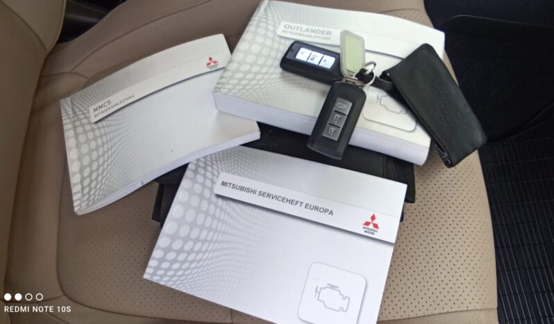 MITS.OUTLANDER 2.0 MIVEC 4WD CVT 7M LbF full