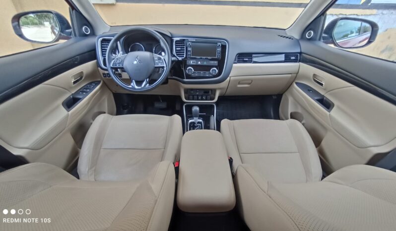 MITS.OUTLANDER 2.0 MIVEC 4WD CVT 7M LbF full