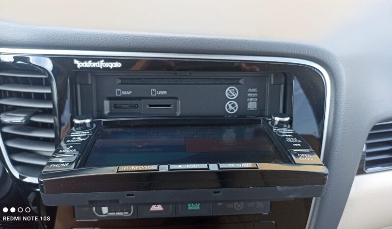 MITS.OUTLANDER 2.0 MIVEC 4WD CVT 7M LbF full