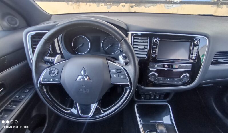 MITS.OUTLANDER 2.0 MIVEC 4WD CVT SPIRIT full