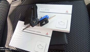 MITS.OUTLANDER 2.0 MIVEC 2WD CVT FACELIFT full