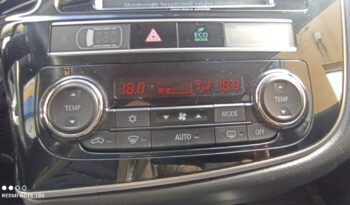 MITS.OUTLANDER 2.0 MIVEC 2WD CVT FACELIFT full