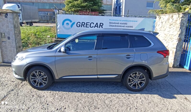 MITS.OUTLANDER 2.0 MIVEC 4WD CVT SPIRIT full