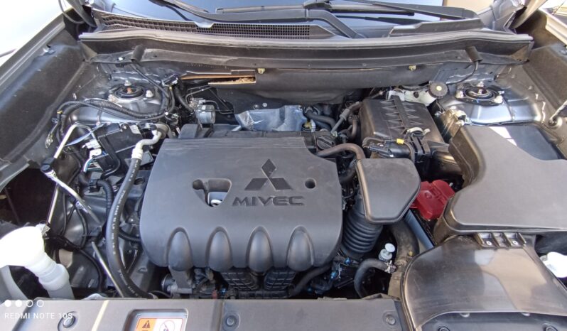 MITS.OUTLANDER 2.0 MIVEC 4WD CVT SPIRIT full