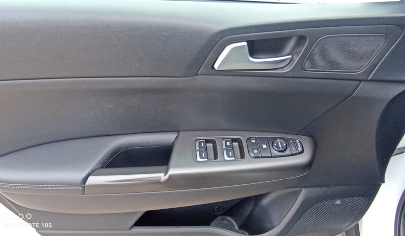 KIA SPORTAGE 2.0 CRDi AWD A/T PLATINUM full