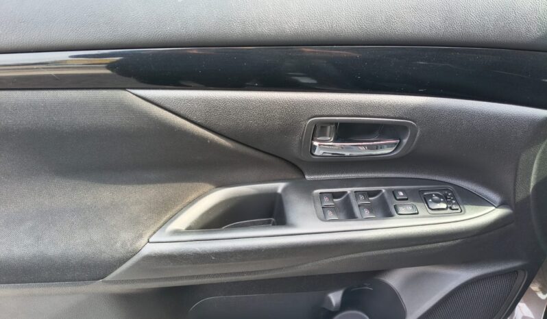 MITS.OUTLANDER 2.0 MIVEC 2WD CVT FACELIFT full