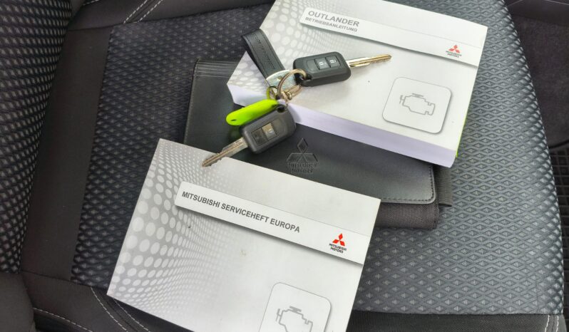 MITS.OUTLANDER 2.0 MIVEC 2WD CVT FACELIFT full