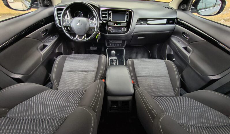MITS.OUTLANDER 2.0 MIVEC 2WD CVT FACELIFT full
