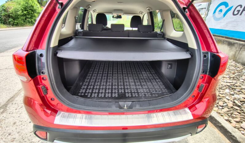MITS. OUTLANDER 2.0 MIVEC 4WD CVT EDITION 100 full