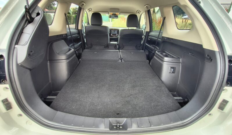 MITS.OUTLANDER 2.0 MIVEC 4WD CVT SPIRIT FACELIFT full