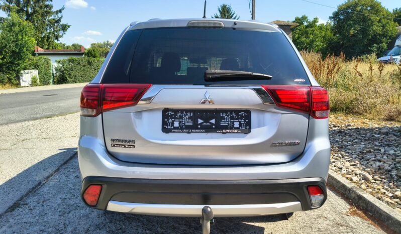 MITS. OUTLANDER 2.0 MIVEC 4WD CVT full