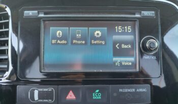 MITS. OUTLANDER 2.0 MIVEC 4WD CVT full