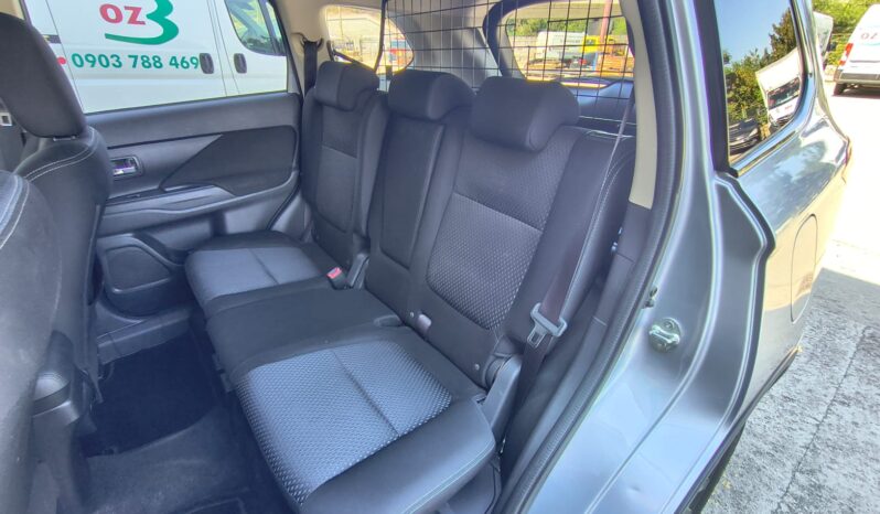 MITS. OUTLANDER 2.0 MIVEC 4WD CVT full