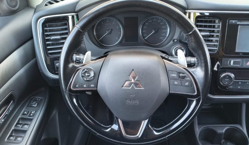 MITS. OUTLANDER 2.0 MIVEC 4WD CVT full
